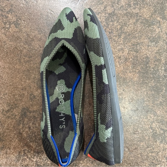 Rothy’s  The Point Camo Pointed Toe Ballet Flat Size US 8.5 - Runs Small - Picture 4 of 8